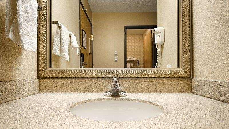 Best Western Oglesby Inn Екстер'єр фото