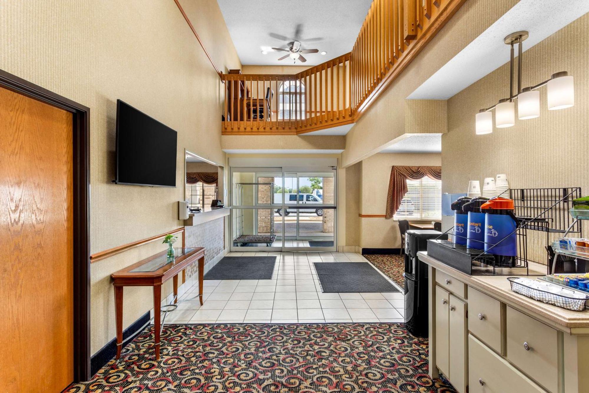 Best Western Oglesby Inn Екстер'єр фото