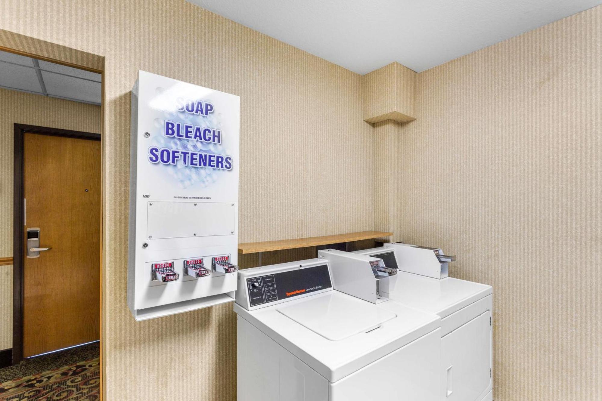 Best Western Oglesby Inn Екстер'єр фото